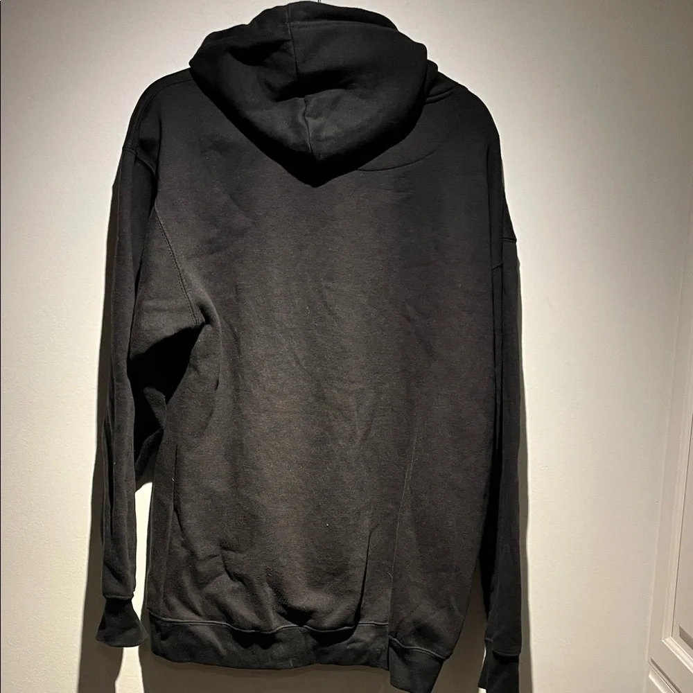 Pythia Men’s Black Star Graphic Hoodie | Streetwear Pullover - Picture 5 of 5
